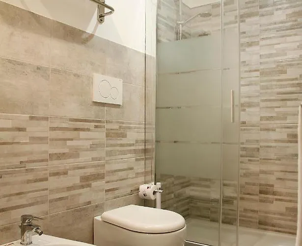 Guest house Cola Di Rienzo 4*